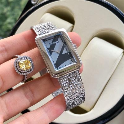 Replica Chanel Womens Watch Quartz Movement Chanel-F03B