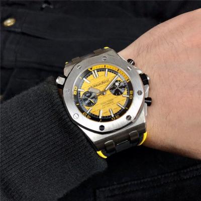 Replica  Royal Oak A21J Automatic Movement   Mens Watch Yellow Dial Rubber Strap E61