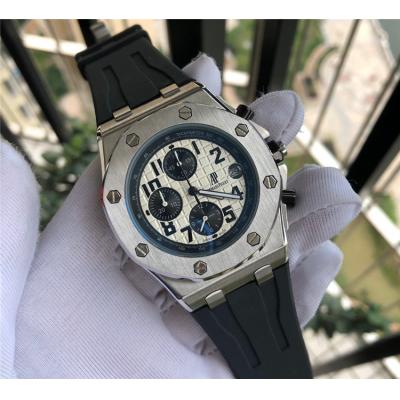 Replica  Royal Oak Offshore  Japan Quartz chronograph  Movement Mens Watch White  Dial Rubber Strap  E136