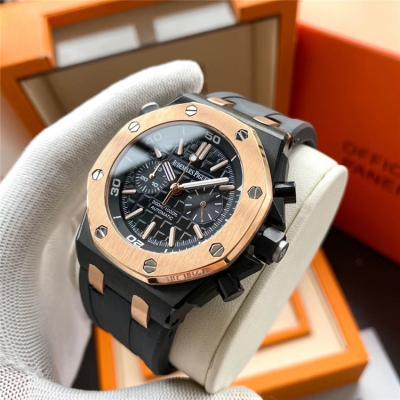 Replica  Royal Oak Japan Quartz chronograph  Movement Mens Watch  Black  Dial Rubber Strap  A E153