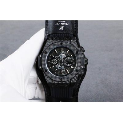 Replica Classic Fusion  Quartz chronograph Movement  Mens Watch Skeleton Dial Rubber Strap G09