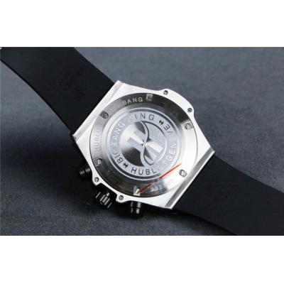 Replica Classic Fusion  Japan  Quartz  chronograph Movement Mens Watch Skeleton Dial  Rubber  Strap  G28