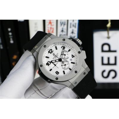 Replica Big Bang Japan VK Quartz  chronograph Movement  Mens Watch White  Dial Rubber Strap  G46