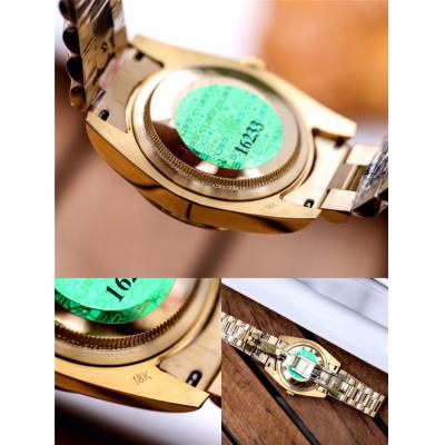 Replica Day-Date A2813 Automatic Movement Mens Watch Black Dial Yellow Gold E03