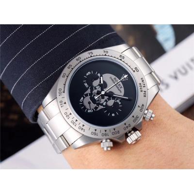 Replica Cosmograph Daytona Japan Quartz Chronograph Mens Watch  Skull Graffiti Dial Rubber Strap E132