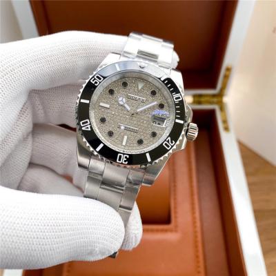 Replica Submariner A21J Automatic Movement Mens Watch Full Diamonds Dial Oyster Bracelet SS E378