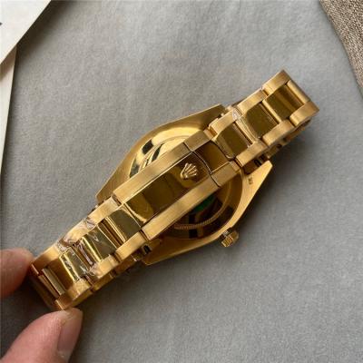 Replica Sky-Dweller A2813 Automatic Movement Mens Watch Gold Dial Oyster Bracelet Yellow Gold B246