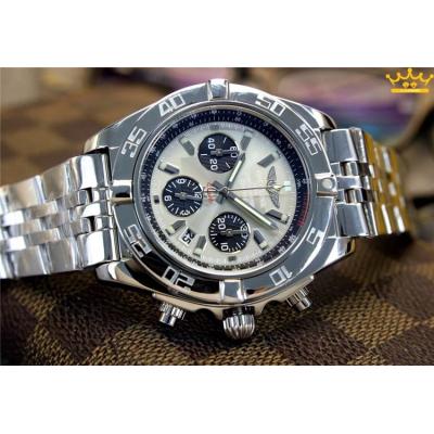 Replica Chronomat Japan Quartz Chronograph  Mens Watch Gray Dial Jubilee Bracelet SS C12