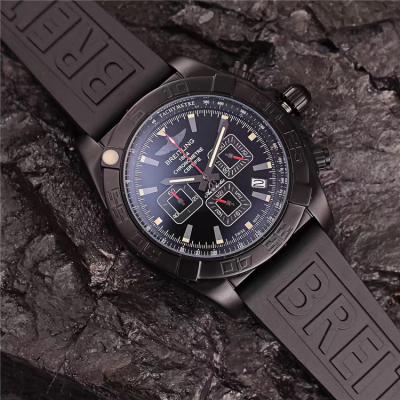 Replica Avenger Japan Quartz Chronograph Mens Watch White Dial Rubber Strap C28