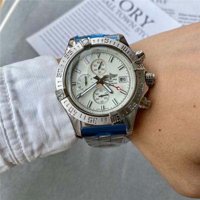 Replica Avenger Japan Quartz Chronograph Mens Watch White Dial Oyster Bracelet SS C87