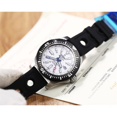 Replica Superocea Japan Miyota 8215 Automatic Mens Watch White Dial Rubber Strap E04