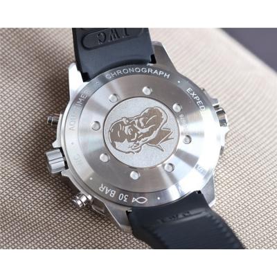 Replica Aquatimer Family A4813 Automatic Movement Mens Watch White Dial Rubber Strap B E203