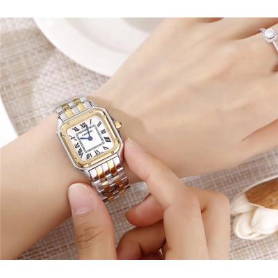 Replica Panthère Swiss Quartz Movement Womens Watch Black Dial Two Tone Yellow Gold A E68