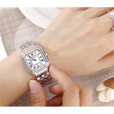 Replica Panthère Swiss Quartz Movement Womens Watch White Dial Stainless Steel B E68