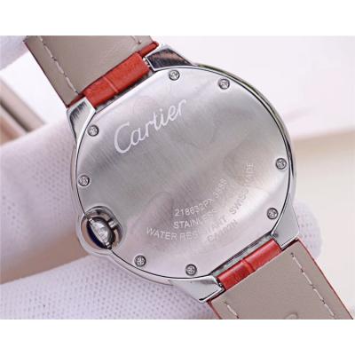 Replica Panthère Swiss Quartz Movement Womens Watch Cheetah Dial Leather Strap A E86