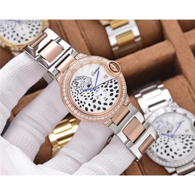 Replica Panthère Swiss Quartz Movement Womens Watch Cheetah Dial Two Tone Yellow Gold A E124