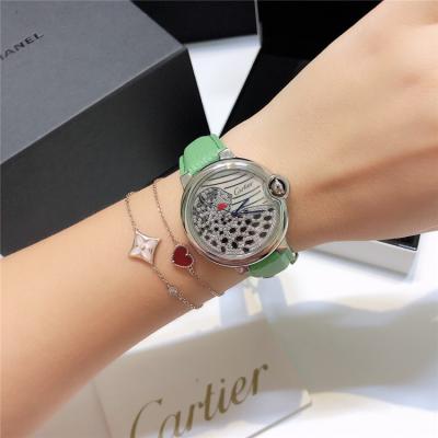 Replica Panthère Swiss Quartz Movement Womens Watch Cheetah With Diamonds Dial Leather Strap E240