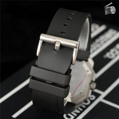 Replica Octo Japan Quartz Movement Mens Watch White Dial Rubber Strap C E29