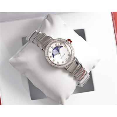 Replica Lvcea Swiss Quartz Movement Womens Watch White Dial Diamonds Case Stainless Steel E33