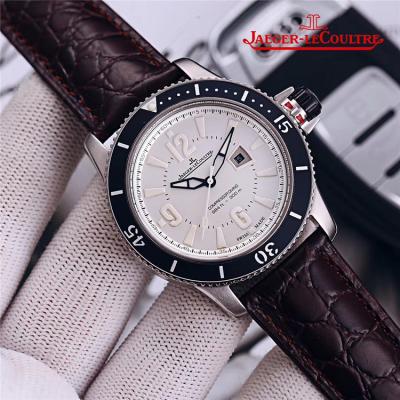 Replica Master Extreme Swiss Quartz Movement Mens Watch White Dial Leather Strap E164