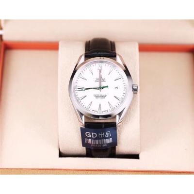 Replica Seamaster Japan Miyota 8215 Automatic Movement Mens Watch White Dial Leather Strap E11