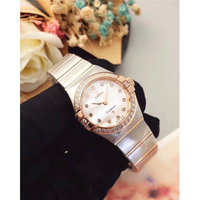 Replica Constellation Swiss Quartz Movement Womens Watch Silver Dial Diamonds Case Two Tone Rose Gold A E24