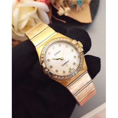 Replica Constellation Swiss Quartz Movement Womens Watch White Dial Yellow Gold C E24