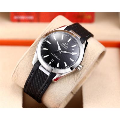 Replica Seamaster Japan Miyota 8215 Automatic Movement Mens Watch Black Dial Rubber Strap E40