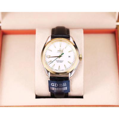 Replica Seamaster Japan Miyota 8215 Automatic Movement Mens Watch White Dial Leather Strap E41