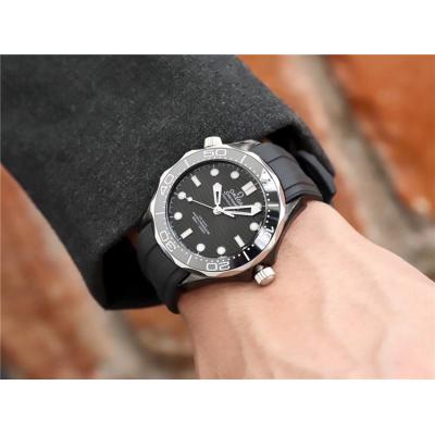 Replica Seamaster Japan Miyota 8215 Automatic Movement Mens Watch Gray Dial Rubber Strap E52