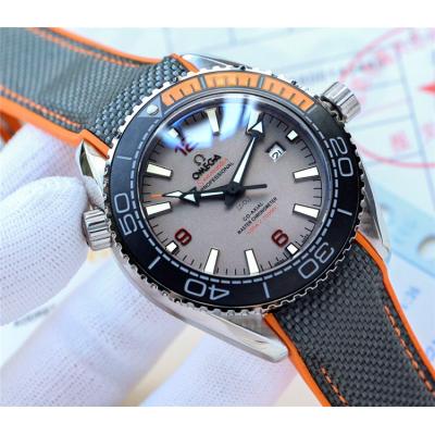 Replica Seamaster Japan Miyota 8215 Automatic Movement Mens Watch Blue Dial Leather Strap E133