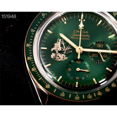 Replica Speedmaster Japan VK Quartz Chronograph Movement Mens Watch Green Dial Stainless Steel A E174