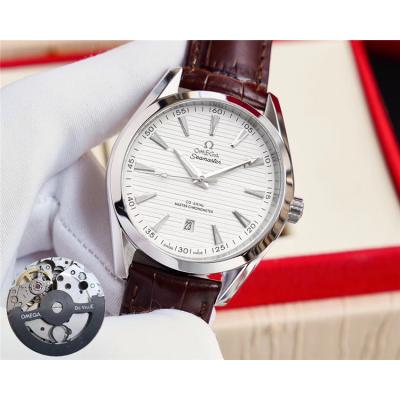 Replica Seamaster Japan Miyota 8215 Automatic Movement Mens Watch White Dial Leather Strap B E209