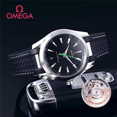 Replica Seamaster Japan Miyota 8215 Automatic Movement Mens Watch Black Dial Rubber Strap E280