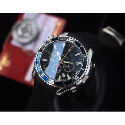 Replica Seamaster Japan OS Quartz Chronograph Movement Mens Watch Black Dial Rubber Strap E286