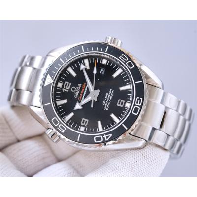 Replica Seamaster 8900 Automatic Movement Mens Watch Black Dial Leather Strap E440