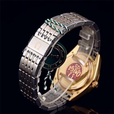 Replica De Ville Japan Miyota 821A Automatic Movement Mens Watch Red Dial Two Tone Yellow Gold G19