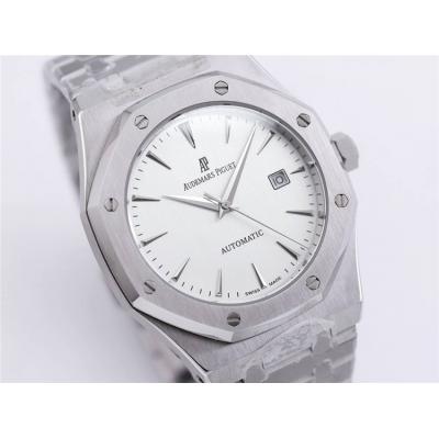 Replica Royal Oak Japan Miyota 8215 Automatic Movement Mens Watch White Dial Stainless Steel E228