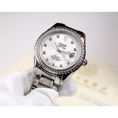 Replica Heritage Advisor Japan Miyota 8215 Automatic Movement Mens Watch Silver Dial Diamonds Case Stainless Steel E03