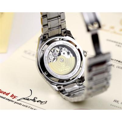 Replica Heritage Advisor Japan Miyota 8215 Automatic Movement Mens Watch Silver Dial Diamonds Case Stainless Steel E03