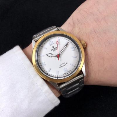 Replica Heritage Ranger A21j Automatic Movement Mens Watch White Dial Stainless Steel E08