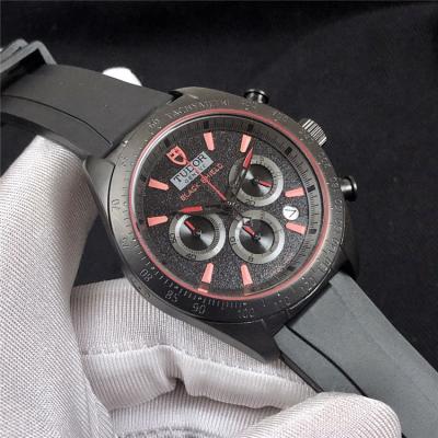 Replica Fastrider Japan VK Quartz Chronograph Movement Mens Watch Black Dial Rubber Strap E11