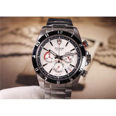 Replica Grantour Japan Quartz Chronograph Movement Mens Watch White Dial Stainless Steel E17