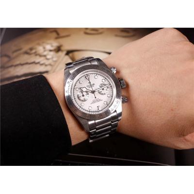 Replica Grantour Japan Quartz Chronograph Movement Mens Watch White Dial Stainless Steel E18