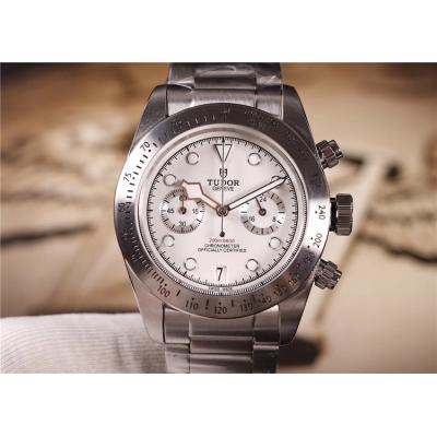 Replica Grantour Japan Quartz Chronograph Movement Mens Watch White Dial Stainless Steel E18