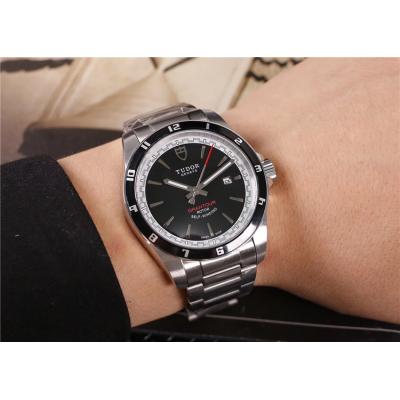 Replica Grantour Japan Miyota 8215 Automatic Movement Mens Watch White Dial Stainless Steel E20