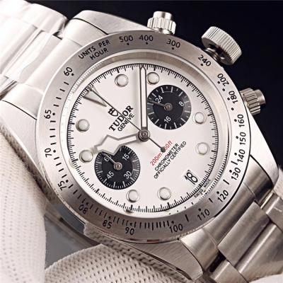 Replica Grantour Japan Quartz Chronograph Movement Mens Watch White Dial Stainless Steel E22