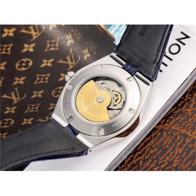 Replica Overseas A2813 Automatic Movement Mens Watch Silver Dial Leather Strap E18