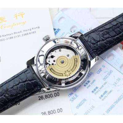 Replica Traditionnelle Japan Miyota 8215 Automatic Mens Watch White Dial Diamonds Case Leather Strap E26